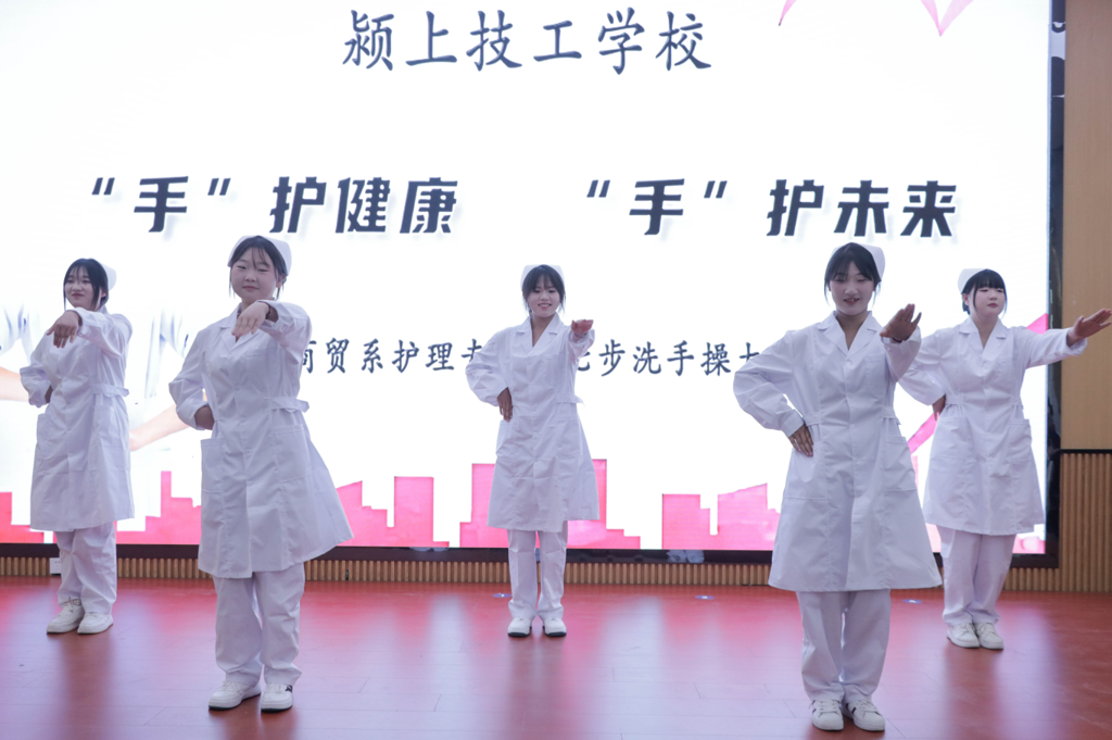 技能点亮多彩青春 匠心筑梦职业未来—— 167.net必赢官网 2025 年职教周活动精彩纷呈